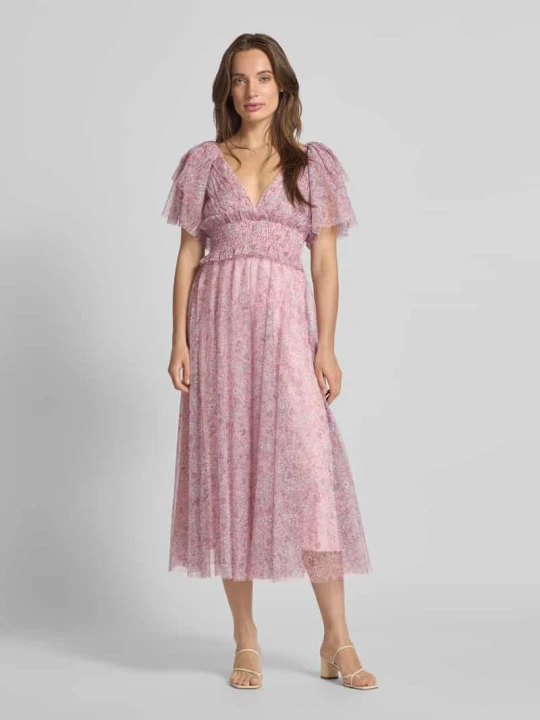 Zdjęcie produktu Sukienka koktajlowa o długości do kolan z dekoltem w serek Lace & Beads Różowawy
