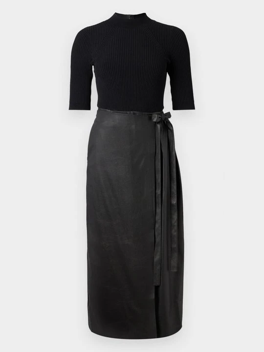 Zdjęcie produktu Sukienka koktajlowa Ted Baker czarny