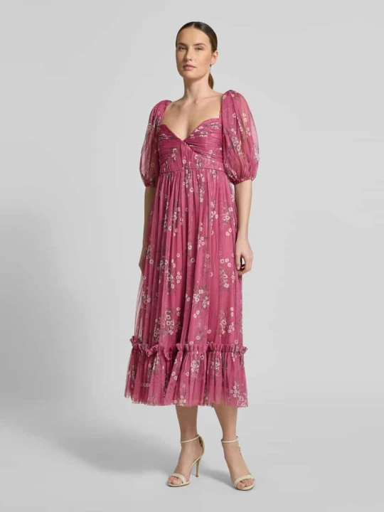 Zdjęcie produktu Sukienka koktajlowa w całościowym wzorze Lace & Beads Wiśniowy