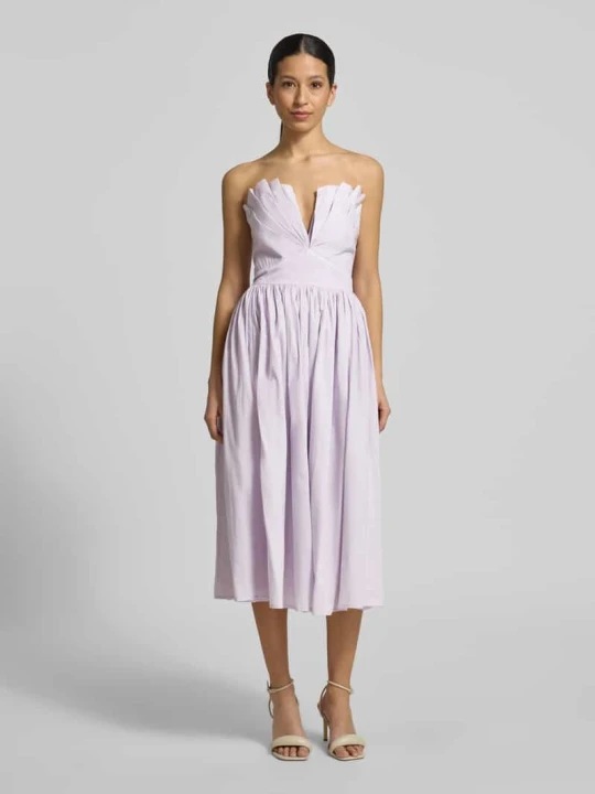 Zdjęcie produktu Sukienka koktajlowa w stylu off-shoulder Lace & Beads Jasnofioletowy