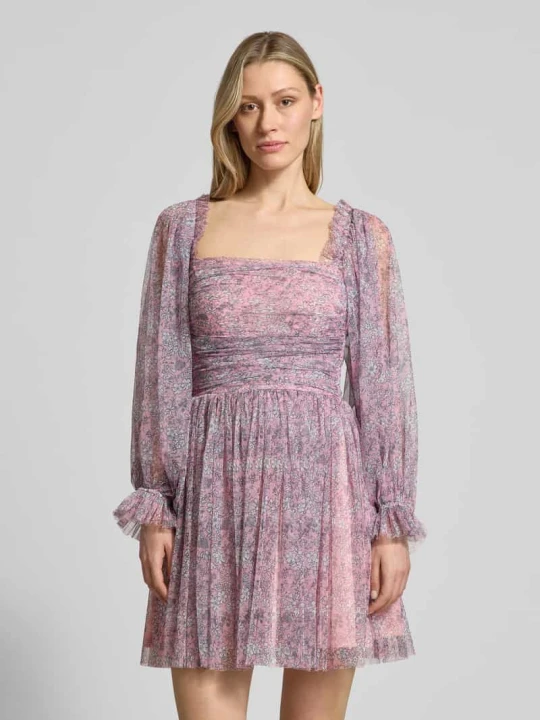 Zdjęcie produktu Sukienka koktajlowa z prostokątnym dekoltem Lace & Beads Różowy