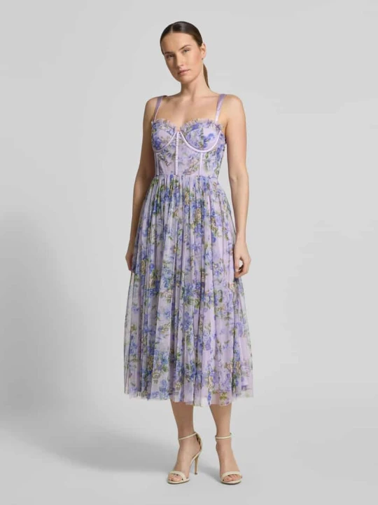 Zdjęcie produktu sukienka koktajlowa z tiulu we wzór na całej powierzchni Lace & Beads Jasnofioletowy
