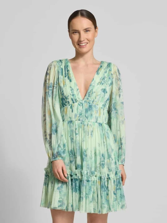 Zdjęcie produktu Sukienka koktajlowa z tiulu z dekoltem w serek Lace & Beads Zielony