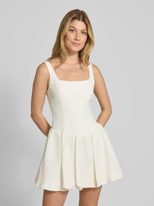 Zdjęcie produktu Sukienka koktajlowa z wiskozy model ‘HEIDI’ Forever New Biały