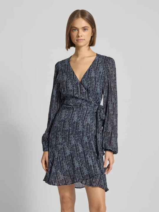 Zdjęcie produktu Sukienka kopertowa o dopasowanym kroju z detalami z efektownej przędzy model ‘MAISA’ Pepe Jeans Ciemnoniebieski