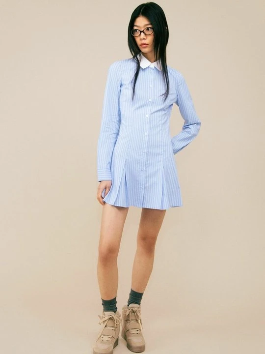 Zdjęcie produktu Sukienka koszulowa Bershka jasnoniebieski