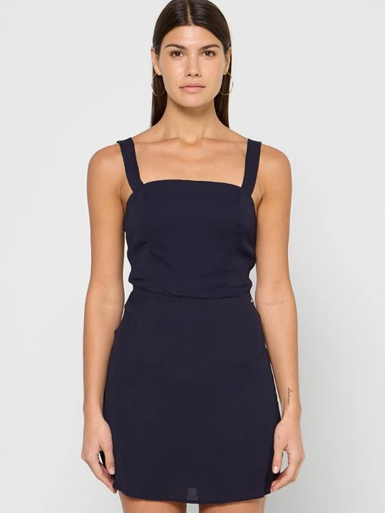 Zdjęcie produktu Sukienka letnia Armani Exchange jagodowy