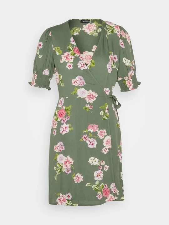Zdjęcie produktu Sukienka letnia Pieces zielony