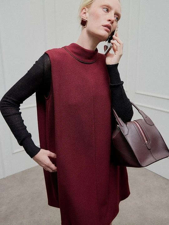 Zdjęcie produktu Sukienka letnia Victoria Beckham ciemnoczerwony