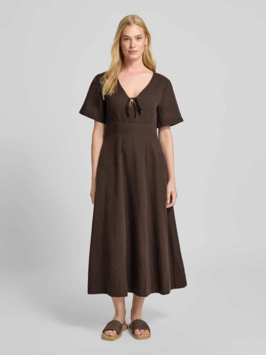 Zdjęcie produktu Sukienka lniana z rękawem o dł. 1 / 2 model ‘Ilsie’ NEO NOIR Ciemnobrązowy