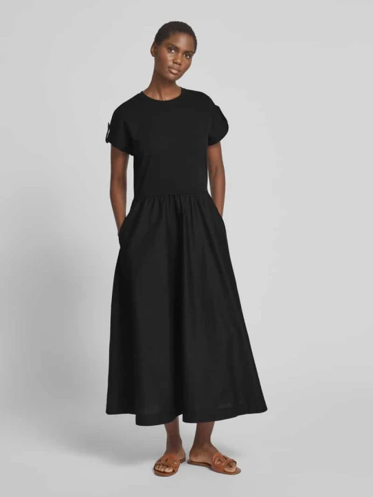 Zdjęcie produktu Sukienka midi Fit-and-Flare ze złotymi guzikami Tommy Hilfiger czarny