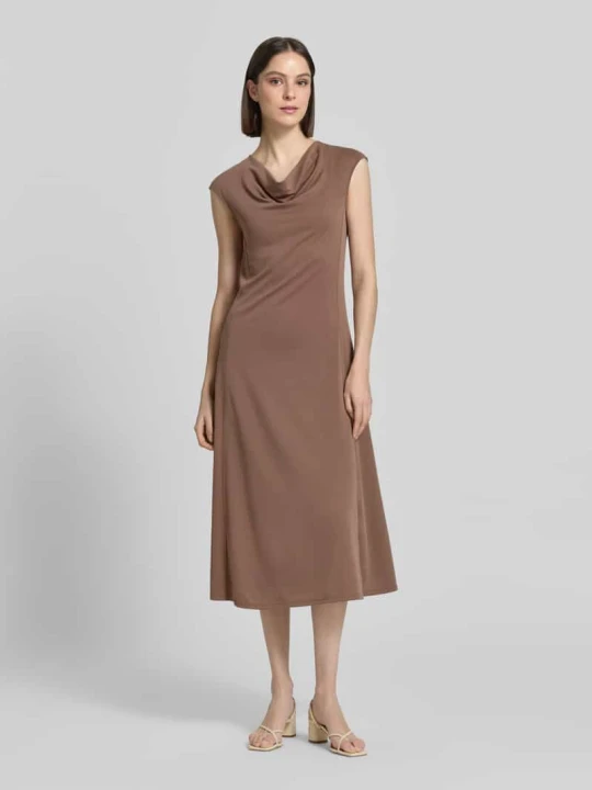 Zdjęcie produktu sukienka midi o kroju regular fit z lejącym dekoltem model 'Vetusta' MM By Max Mara Orzechowy