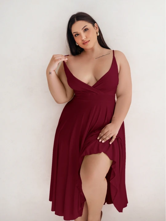 Zdjęcie produktu Sukienka midi PLUS SIZE na ramiączkach AGNES - bordowa  magmac 