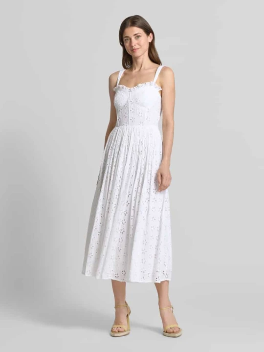 Zdjęcie produktu sukienka midi z haftem angielskim na całej powierzchni Lace & Beads Złamany biały