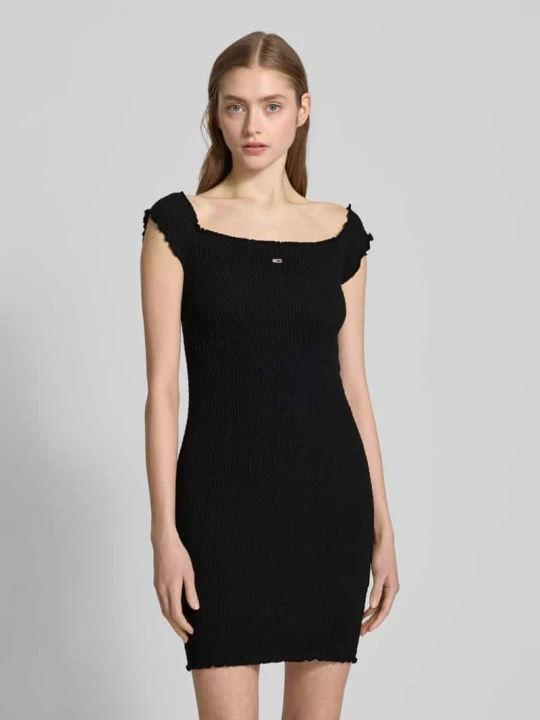 Zdjęcie produktu Sukienka mini o kroju bodycon z dekoltem carmen Tommy Jeans Czarny