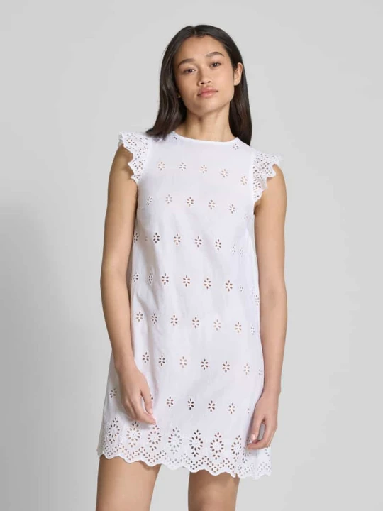 Zdjęcie produktu Sukienka mini rozkloszowana z ażurową koronką model ‘LOU’ Only Biały