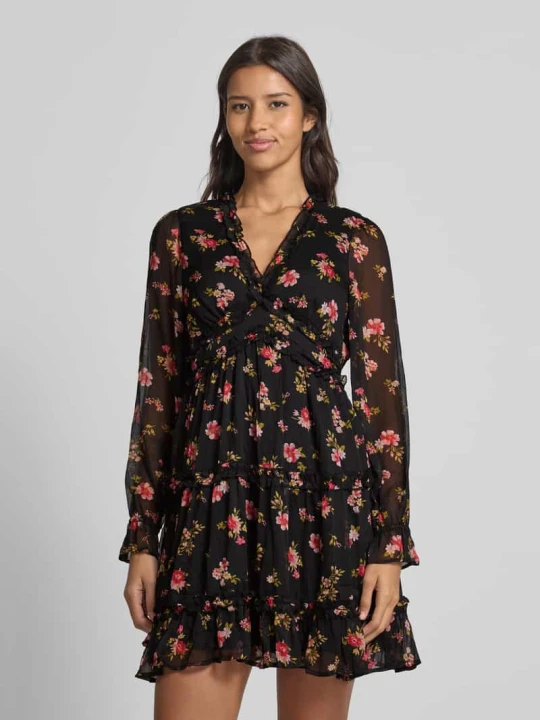 Zdjęcie produktu Sukienka mini taliowana z falbanami model ‘SMILLA’ Vero Moda Czarny