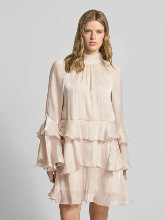Zdjęcie produktu Sukienka mini w efekcie stopniowania model 'Flowy frill' Gina Tricot Piaskowy