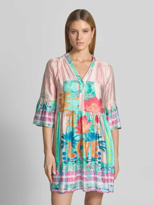 Zdjęcie produktu Sukienka mini w kroju relaxed fit z czystej wiskozy model 'Love' Miss Goodlife Różowy