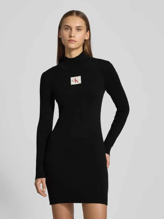 Zdjęcie produktu Sukienka mini z naszywką z logo z imitacji dzianiny Calvin Klein Jeans Czarny