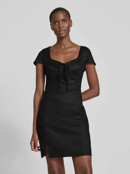 Zdjęcie produktu Sukienka mini z wiązaniem model ‘ISABEAU’ Guess Czarny