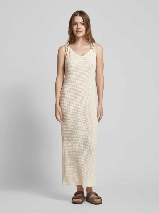 Zdjęcie produktu Sukienka na cienkich ramiączkach model ‘RUBY’ Vero Moda Beżowy