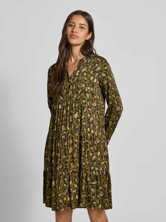 Zdjęcie produktu Sukienka o długości do kolan z kołnierzem z lamówką milano italy Khaki