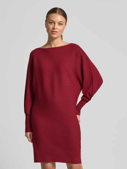 Zdjęcie produktu Sukienka z mieszanki wiskozy w imitacji dzianiny Zero Czerwony