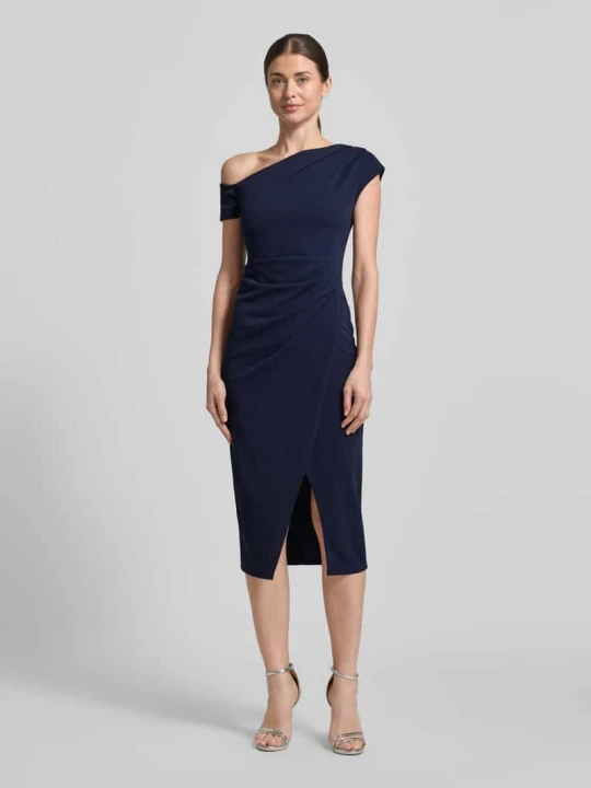 Zdjęcie produktu Sukienka o kroju slim fit w asymetrycznym designie Lipsy Granatowy