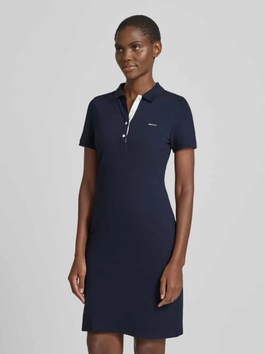 Zdjęcie produktu Sukienka polo do kolan z wyhaftowanym logo Gant Granatowy