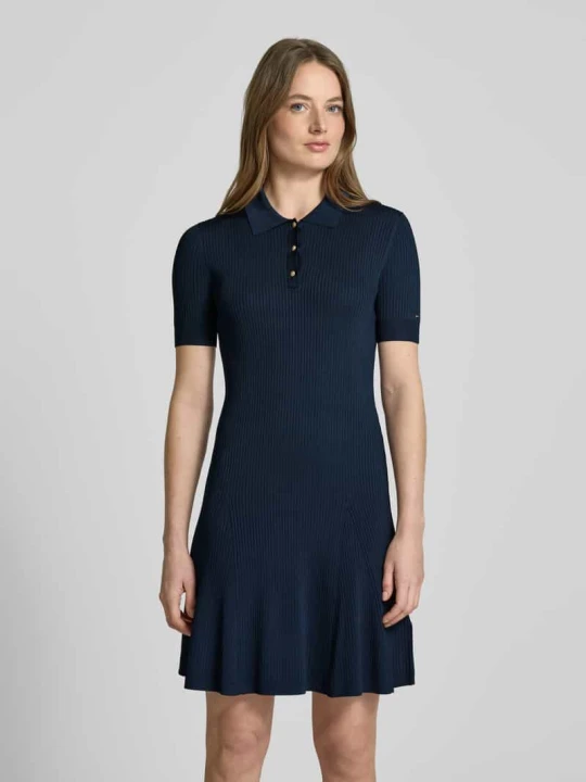 Zdjęcie produktu Sukienka polo o długości do kolan z efektem prążkowania Tommy Hilfiger Granatowy