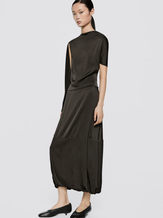 Zdjęcie produktu Sukienka Średniej Długości Z Asymetrycznymi Rękawami - Limited Edition - Szary Antracytowy - 34 (Xs) - Massimo Dutti - Female