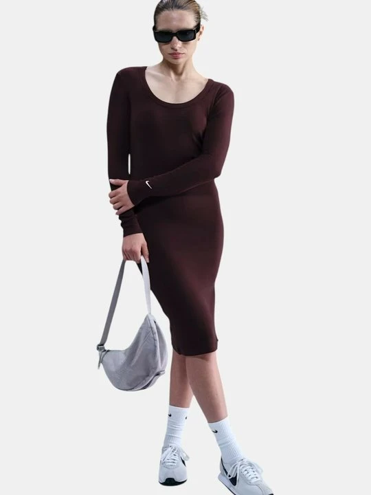Zdjęcie produktu Sukienka z dżerseju Nike bordowy