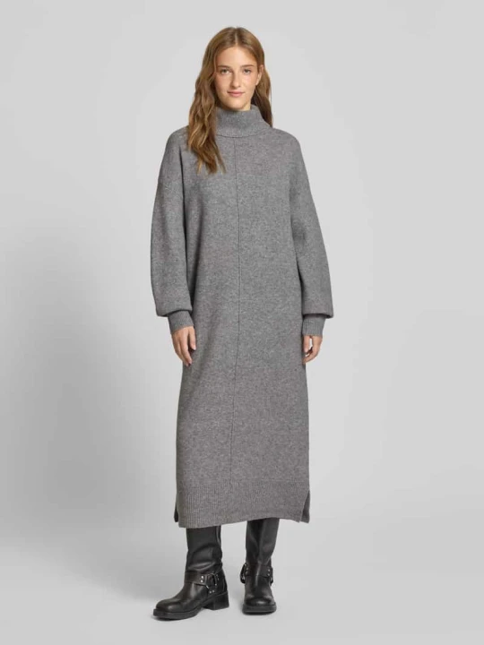 Zdjęcie produktu Sukienka z dzianiny o kroju oversized z dodatkiem wełny model „MALOU” Pieces Średnioszary melanż