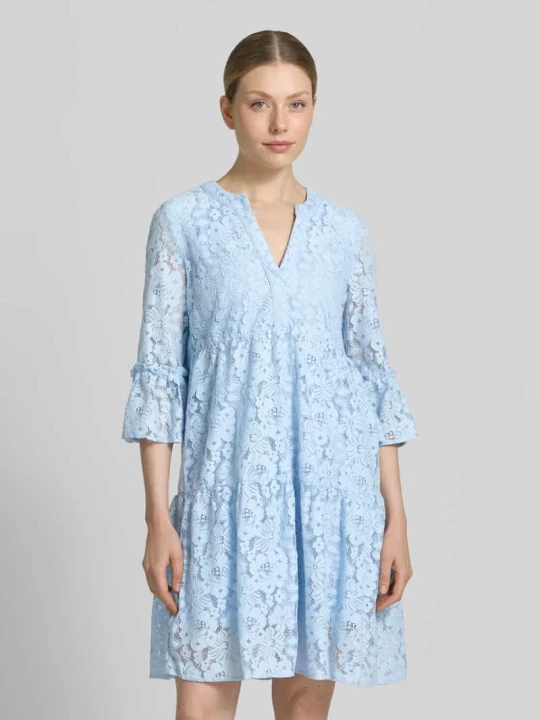 Zdjęcie produktu Sukienka z koronki o kroju loose fit z mieszanka bawełny model 'HONEY' Vero Moda Jasnoniebieski
