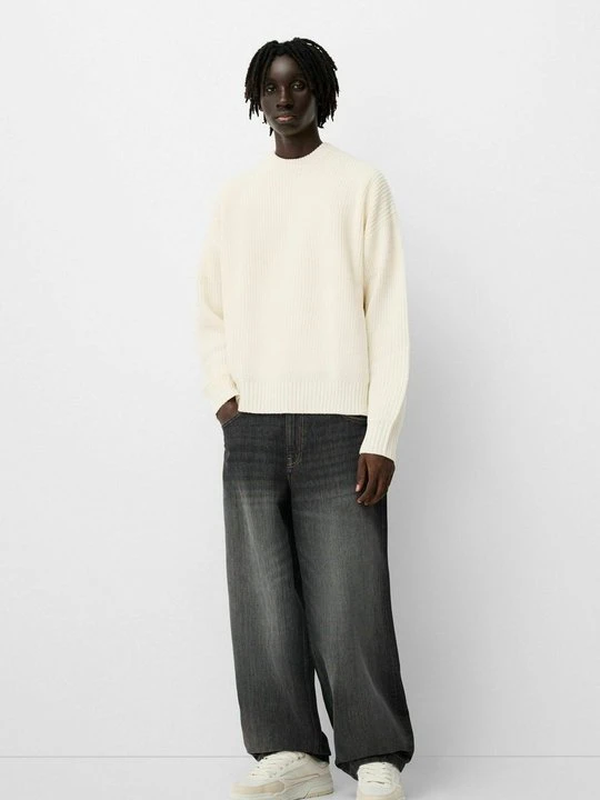 Zdjęcie produktu Sweter Bershka mleczny