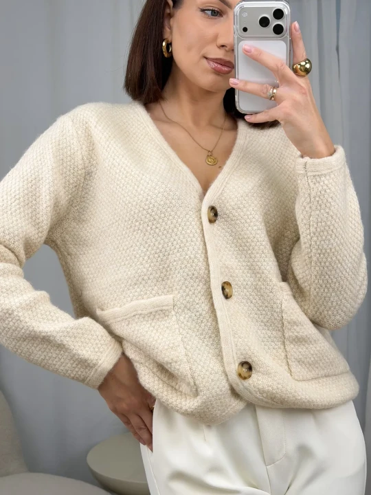 Zdjęcie produktu Sweter Beżowy Seelly ClothStore
