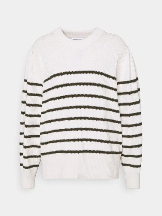 Zdjęcie produktu Sweter Designers Remix mleczny