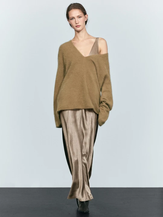 Zdjęcie produktu Sweter Dzianinowy Oversize Z Dekoltem W Serek - Oliwkowy - Massimo Dutti - Female