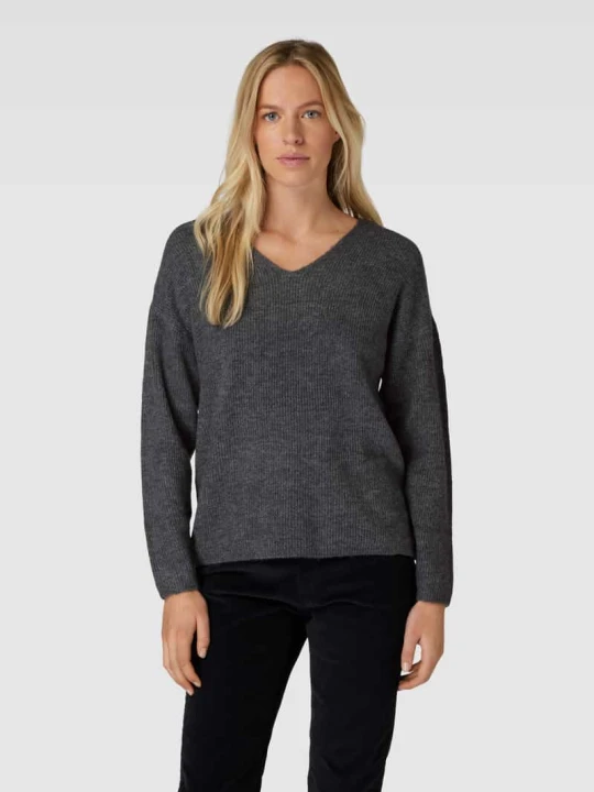 Zdjęcie produktu Sweter dzianinowy ze strukturalnym wzorem model 'CREWLEFILE' Vero Moda Średnioszary