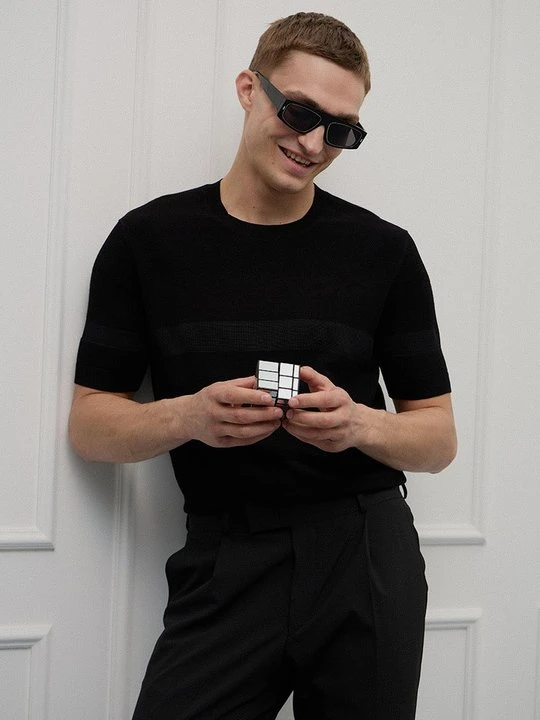 Zdjęcie produktu Sweter KARL LAGERFELD czarny