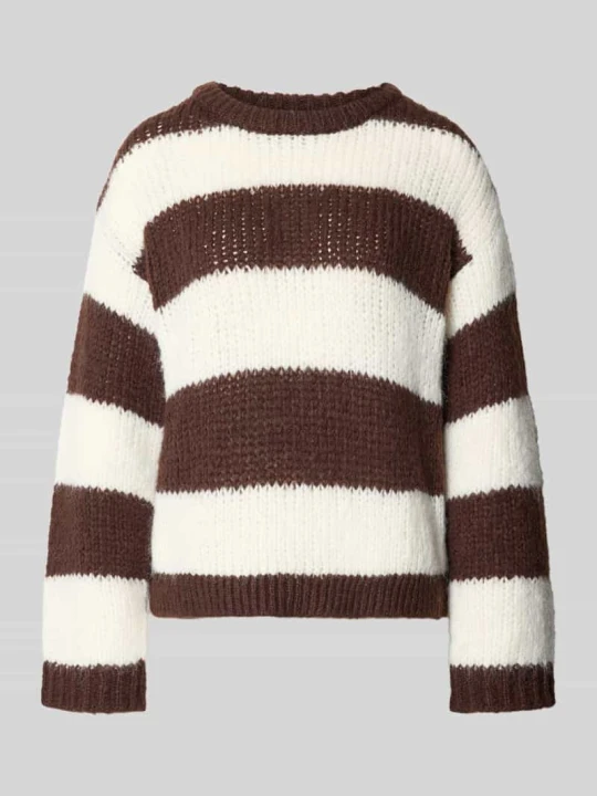 Zdjęcie produktu sweter krój regular fit w dwukolorowym wyglądzie model 'DORTHEA' Pieces Ciemnobrązowy