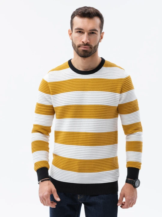 Zdjęcie produktu Sweter męski w paski - musztardowy V2 Ombre Clothing