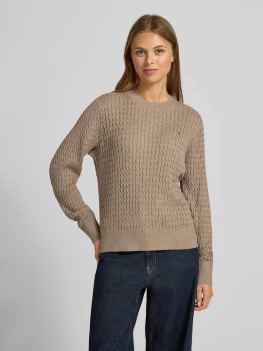 Zdjęcie produktu Sweter o kroju regular fit ze ściegiem warkoczowym Tommy Hilfiger