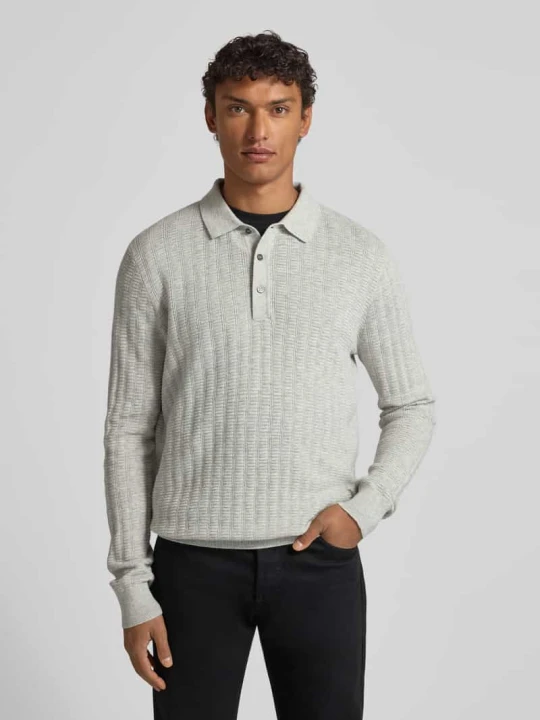 Zdjęcie produktu Sweter z dzianiny o kroju regular fit z Mieszanka wełny i bawełny Model 'SMEATON' Barbour Srebrny