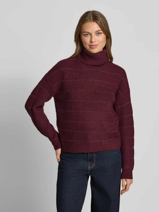 Zdjęcie produktu Sweter o kroju regular fit z golfem model ‘Zaza’ Vila Śliwkowy