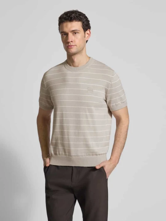 Zdjęcie produktu męski t-shirt o kroju regular fit z mieszanki bawełny i kaszmiru model 'KANACHO' Boss Piaskowy
