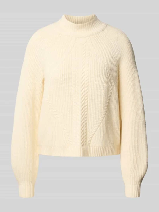 Zdjęcie produktu sweter o kroju regular fit z mieszanki wiskozy model 'KATIA' Only Złamany biały