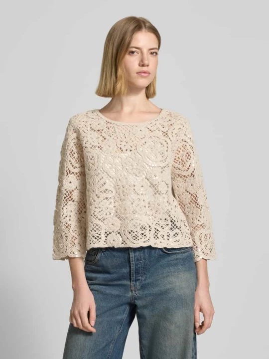 Zdjęcie produktu Sweter o kroju relaxed fit w imitacji dzianiny z cekinowym obszyciem na całej powierzchni Betty Barclay Beżowy