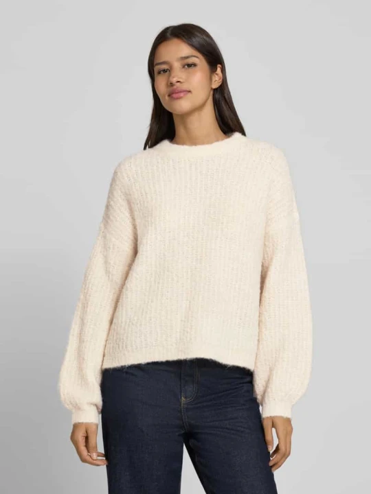 Zdjęcie produktu Sweter o kroju relaxed fit z dzianiny z dodatkiem wełny model ‘CARMEN’ Vero Moda Écru